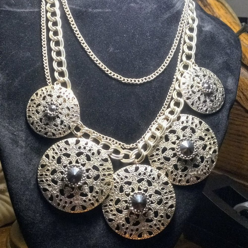 Vintage Silver-toned Chain/Round Discs Princess Necklace 17.5"